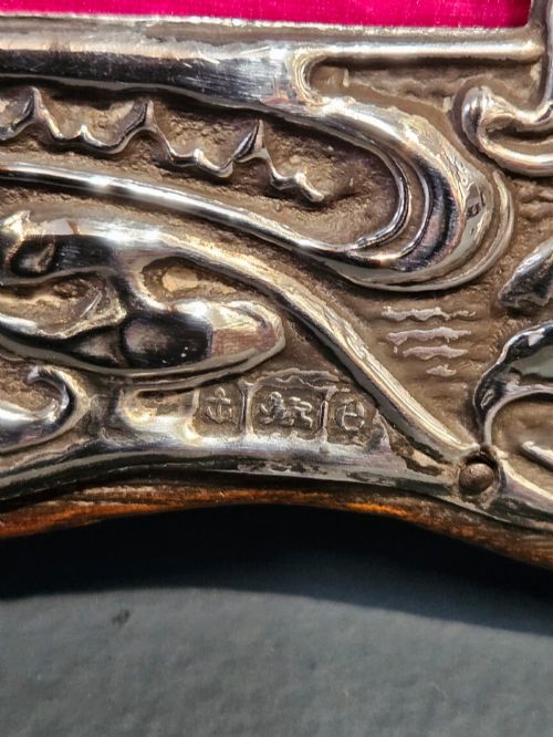 EMBOSSED EDWARDIAN SILVER ART NOUVEAU PHOTO FRAME - ADDITIONAL PHOTO 4