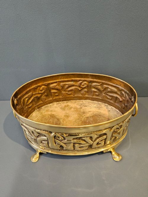 SUPERB GLASGOW SCHOOL BRASS PLANTER - ADDITIONAL PHOTO 4