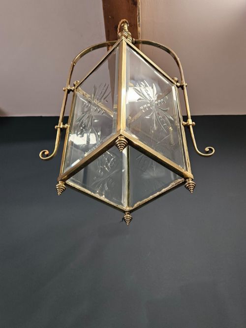EDWARDIAN BRASS FRAMED HALL LANTERN - ADDITIONAL PHOTO 3