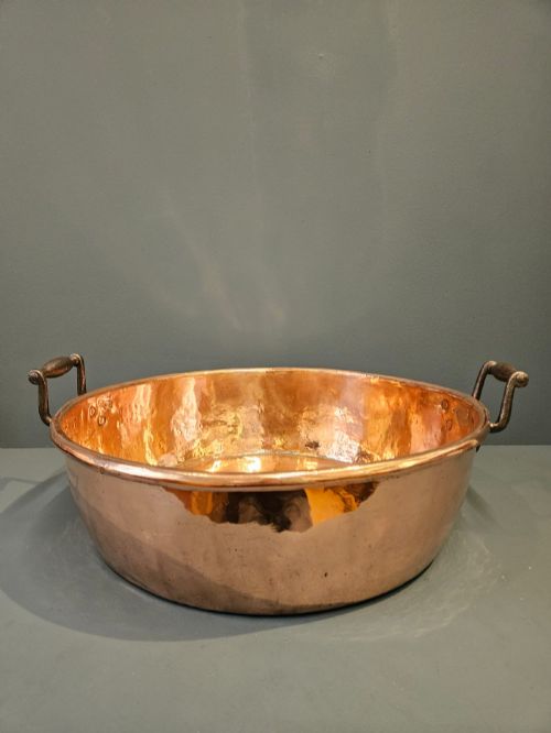 Early Victorian Large Copper Cream Pan