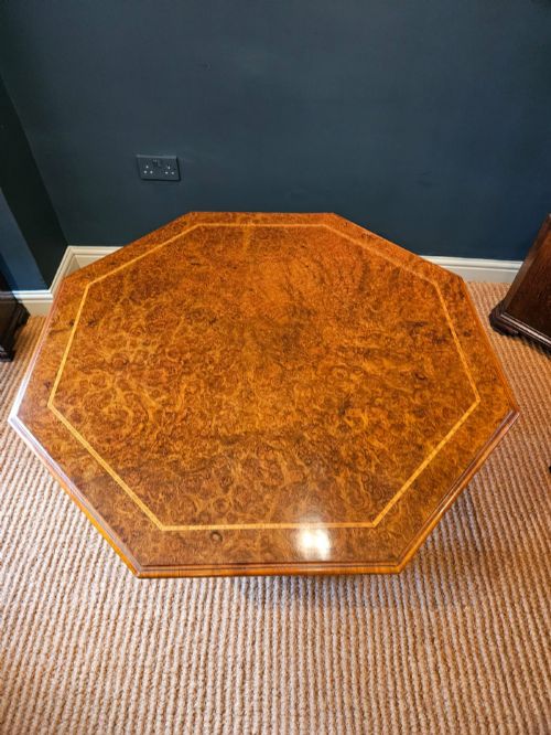 LARGE SUPERB VICTORIAN BURR WALNUT OCTAGONAL COFFEE TABLE - ADDITIONAL PHOTO 4