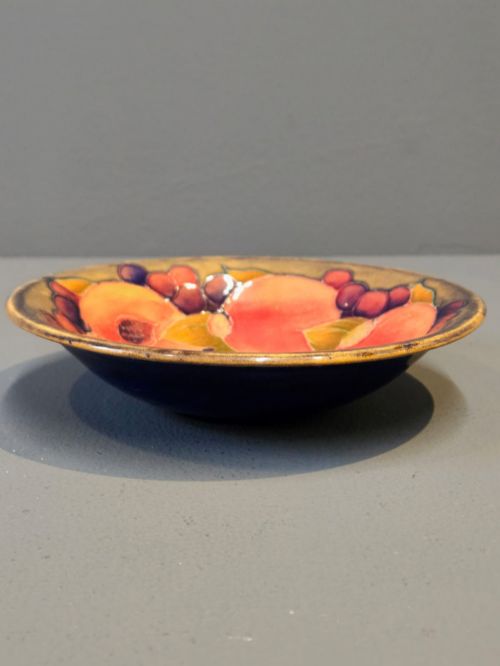 MOORCROFT POMEGRANATE ON OCHRE CLAY SHALLOW BOWL - ADDITIONAL PHOTO 1
