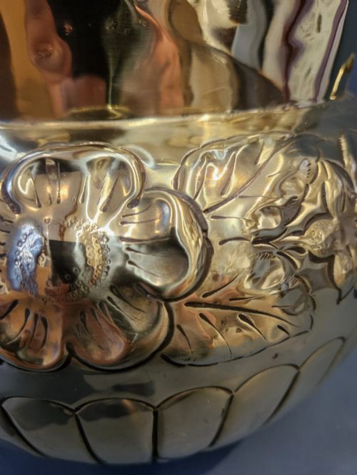 VICTORIAN BRASS PLANTER - ADDITIONAL PHOTO 3