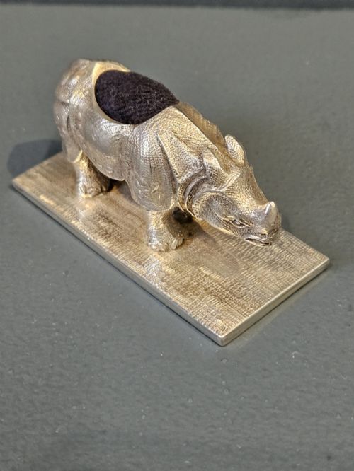 RARE EARLY VICTORIAN CAST SILVER RHINO PIN CUSHION - ADDITIONAL PHOTO 3