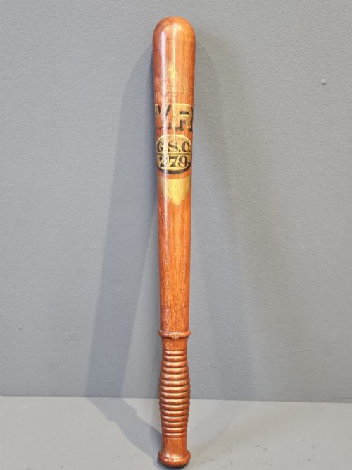 VICTORIAN MAHOGANY TRUNCHEON