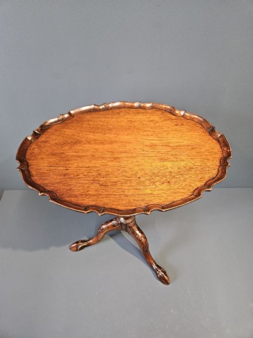 EDWARDIAN MAHOGANY OVAL PIE CRUST EDGE OCCASIONAL TABLE - ADDITIONAL PHOTO 2