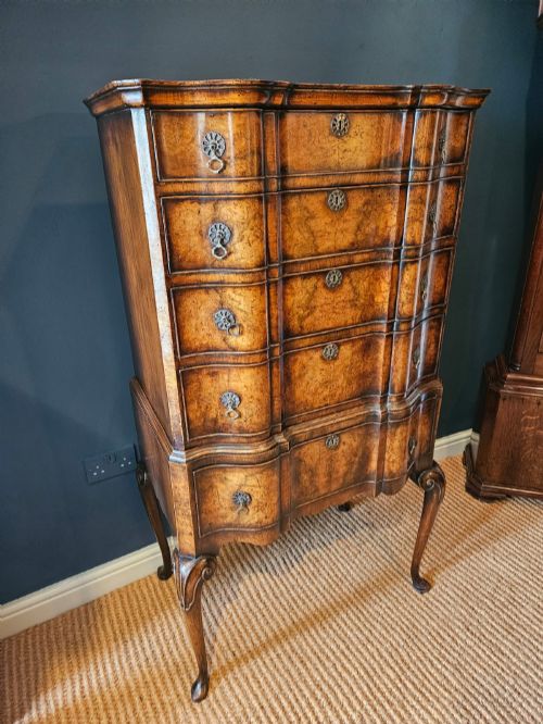 SMALL PROPORTION EDWARDIAN WALNUT CHEST ON STAND - ADDITIONAL PHOTO 3