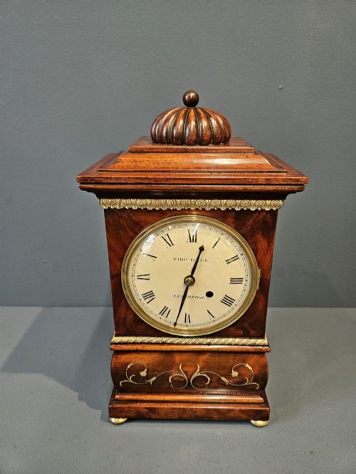 SMALL PROPORTION REGENCY MAHOGANY BRACKET CLOCK - ADDITIONAL PHOTO 2