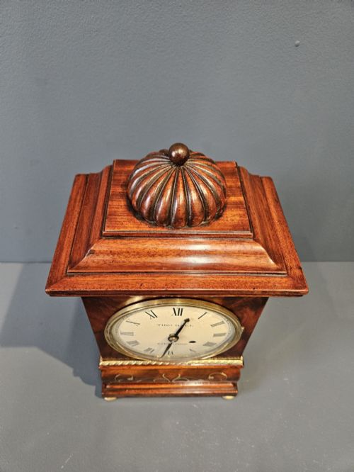 SMALL PROPORTION REGENCY MAHOGANY BRACKET CLOCK - ADDITIONAL PHOTO 5