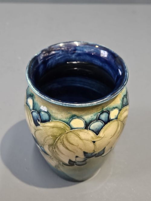 MOORCROFT LEAF AND BERRIES CELADON VASE - ADDITIONAL PHOTO 5