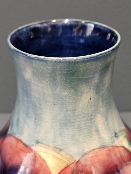 MOORCROFT PANSY VASE WITH RARE PALE BLUE TOP - ADDITIONAL PHOTO 3