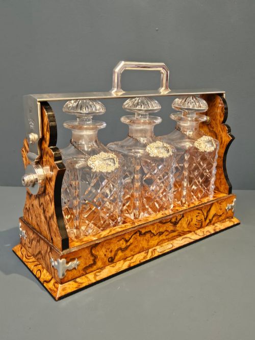 Superb Quality Victorian Tantalus