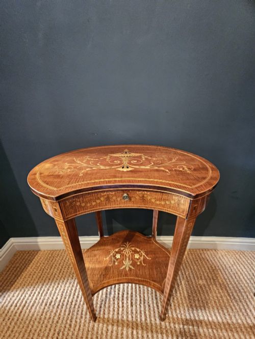 Fine Quality Edwardian Inlaid Mahogany Kidney Shaped Occasional Table