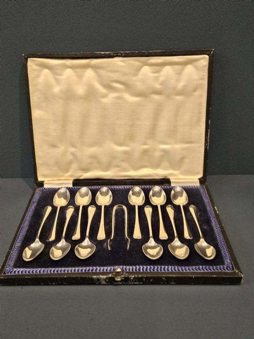 Set of 12 George V Silver Tea Spoons and Tongs