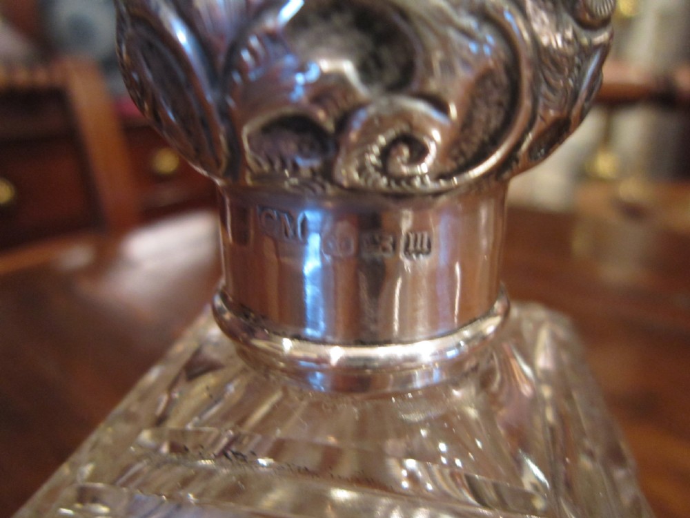 GEORGE V PERIOD CRYSTAL CUT & SILVER SCENT View III