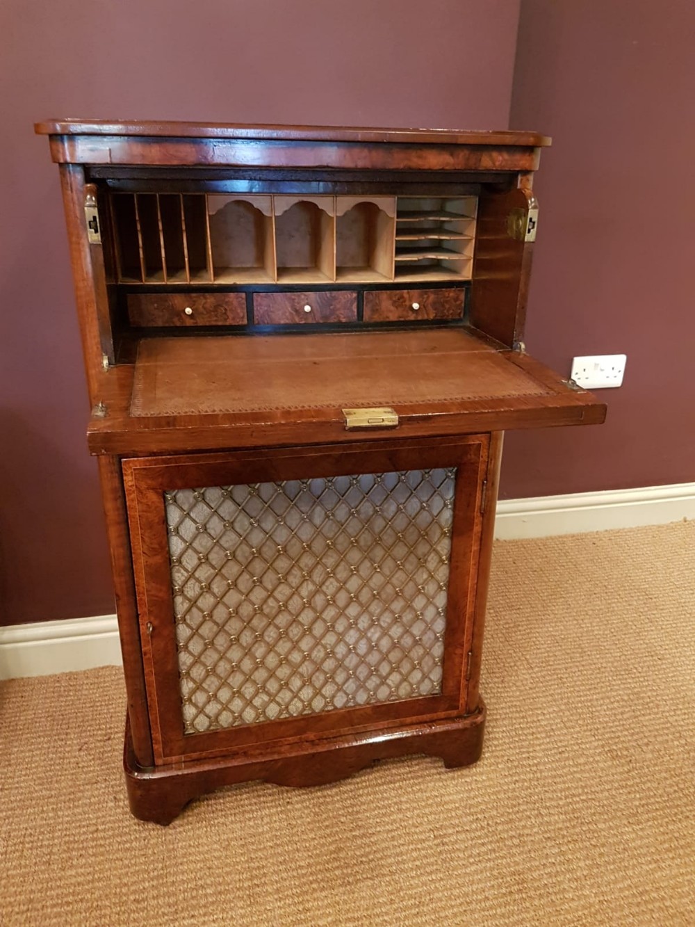 Fine Quality Early Victorian Secretaire Cabinet