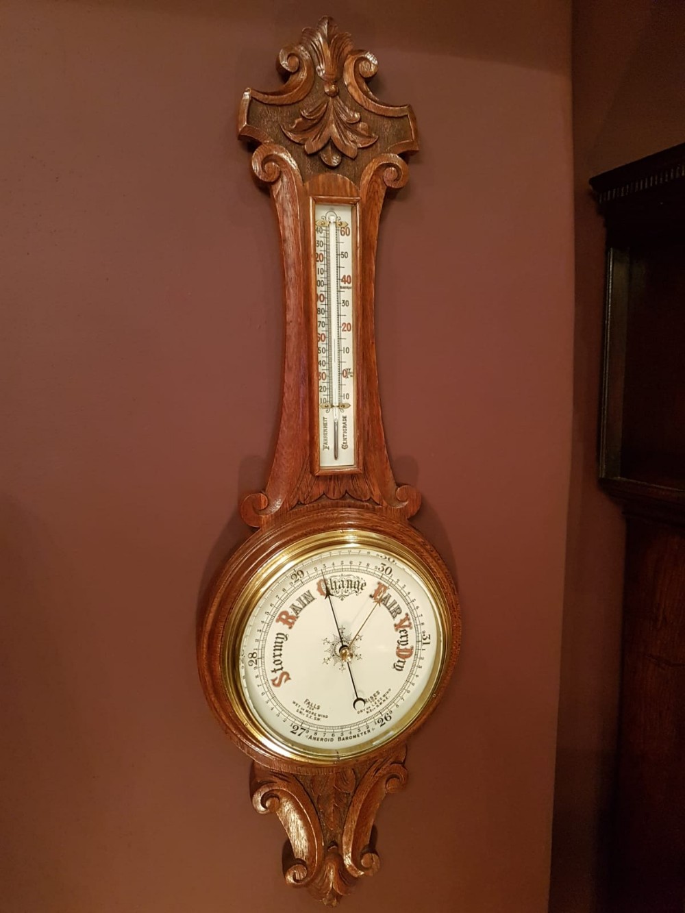 Quality Antique Carved Oak Banjo Barometer