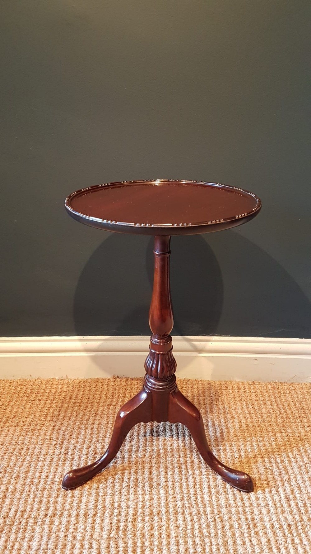 Quality Edwardian Mahogany Wine Table