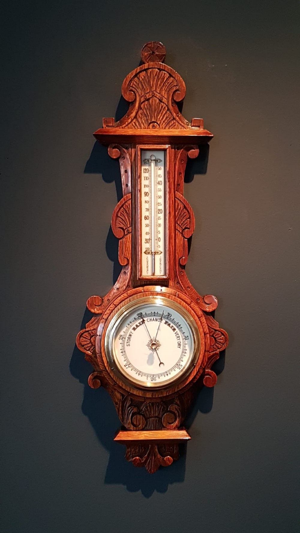 SUPERB SMALL ANTIQUE POLISHED OAK BANJO BAROMETER