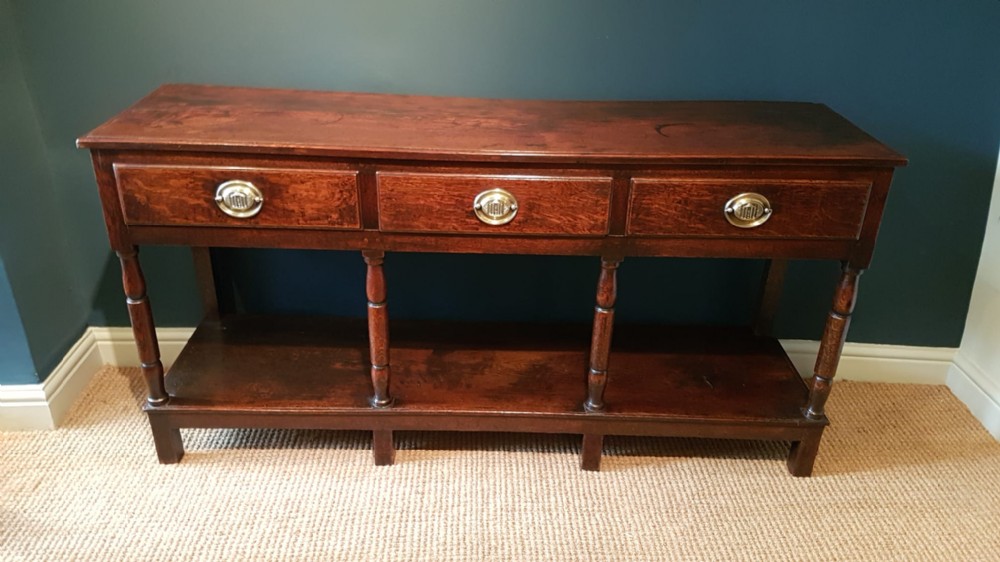 Stylish George III Oak Open Pot Board Dresser