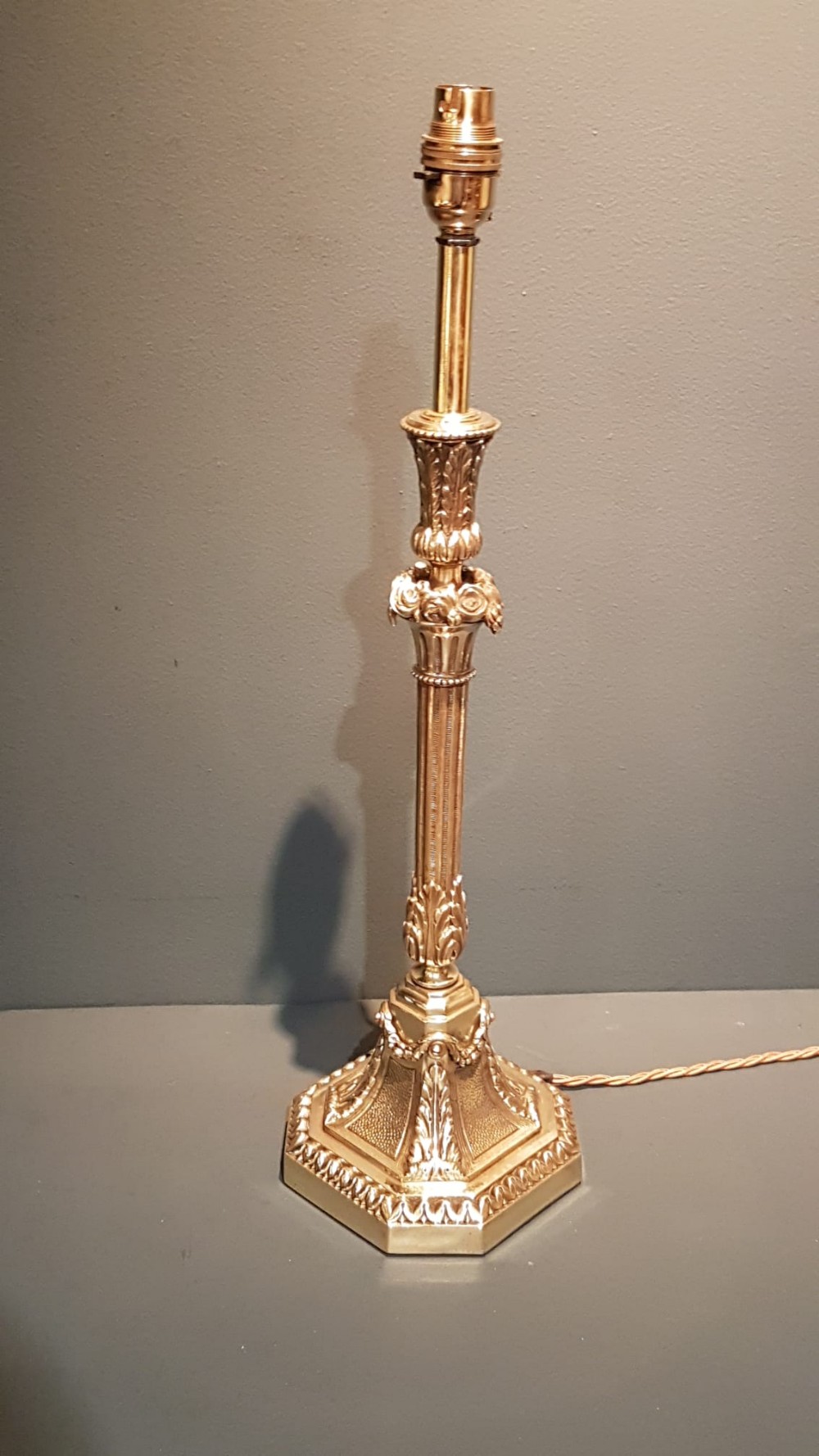Superb Edwardian Cast Brass Table Lamp