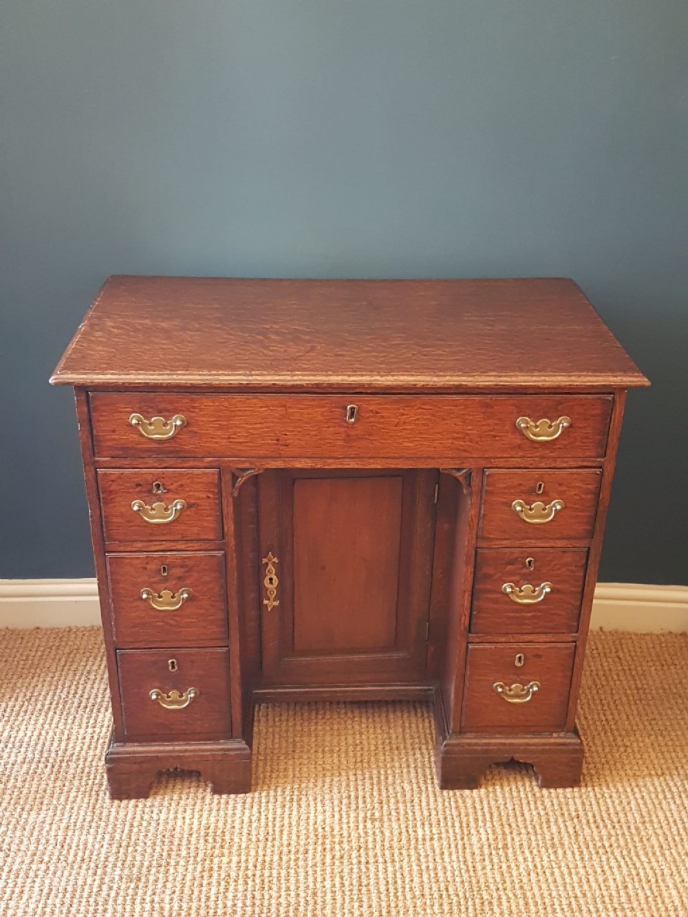 George II Oak Kneehole Desk