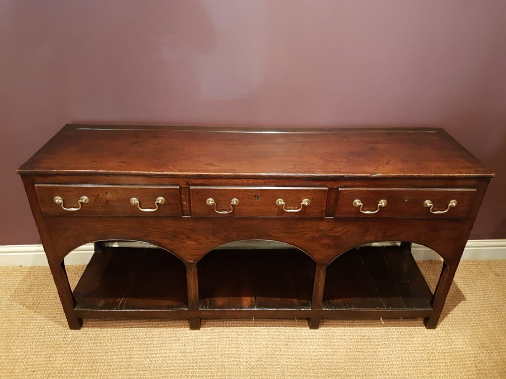 George II Oak Open Pot Board Dresser