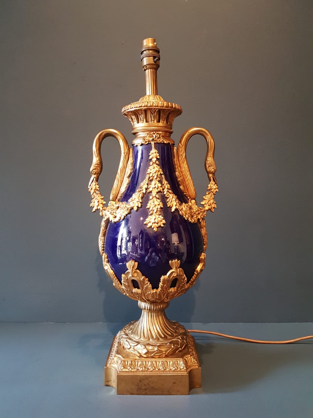 Fine Quality 1920's Porcelain and Ormolu Lamp