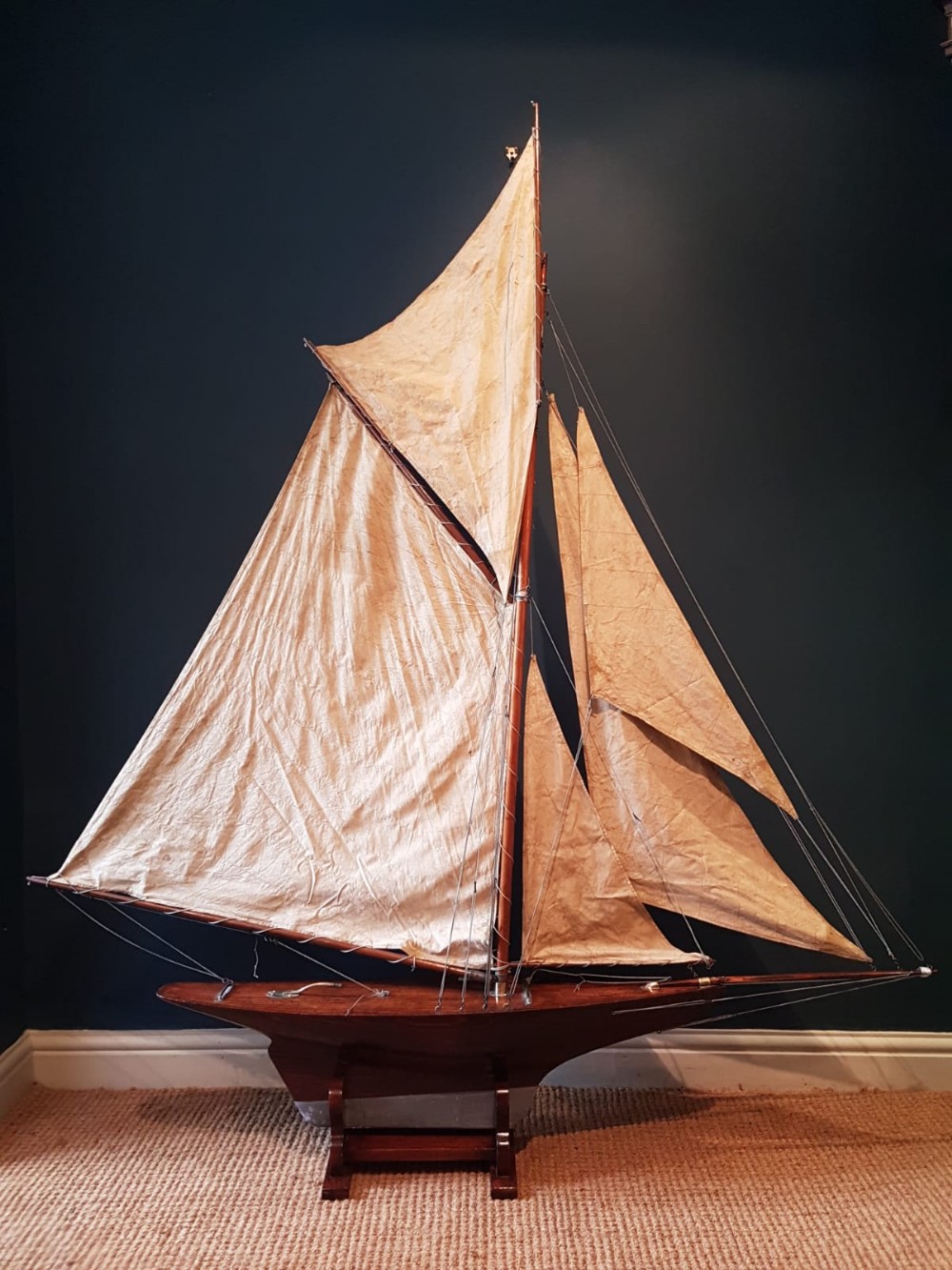 Superb Pond Racing Yacht