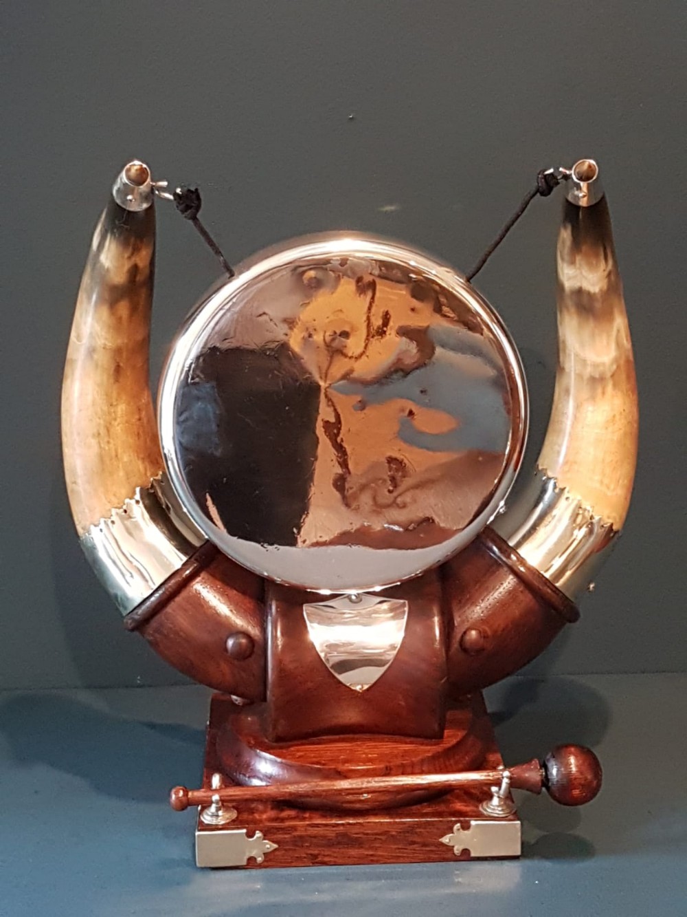 Victorian Oak And Cow Horn Dinner Gong