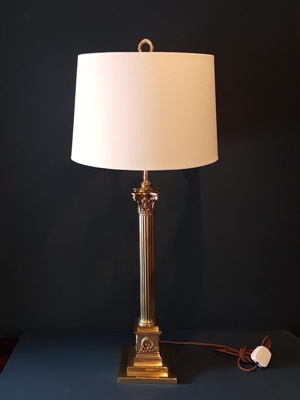 Impressive Edwardian Brass Corinthian Column Lamp