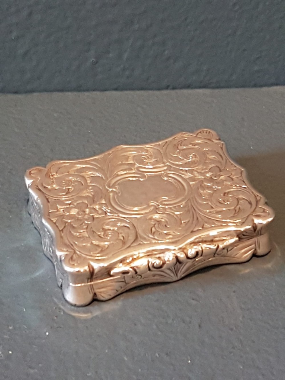 Large Early Victorian Silver Vinaigrette