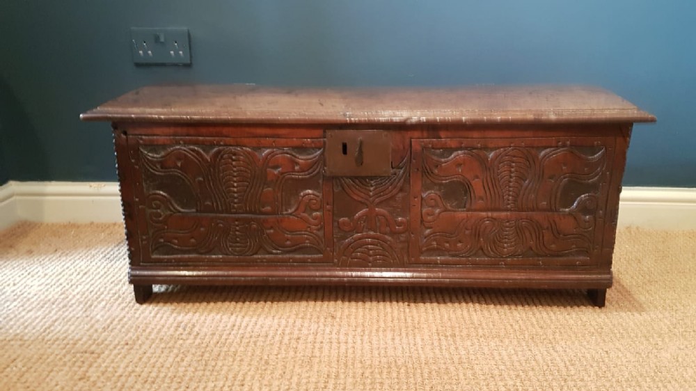 Outstanding Early Oak Six Plank Coffer