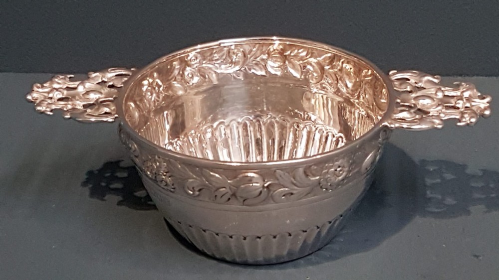 Superb Large Victorian Silver Quaich