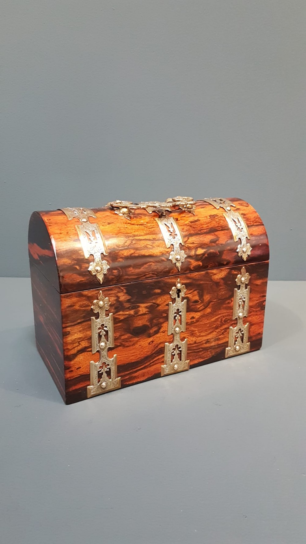 Outstanding Quality Early Victorian Coromandel Tea Caddy