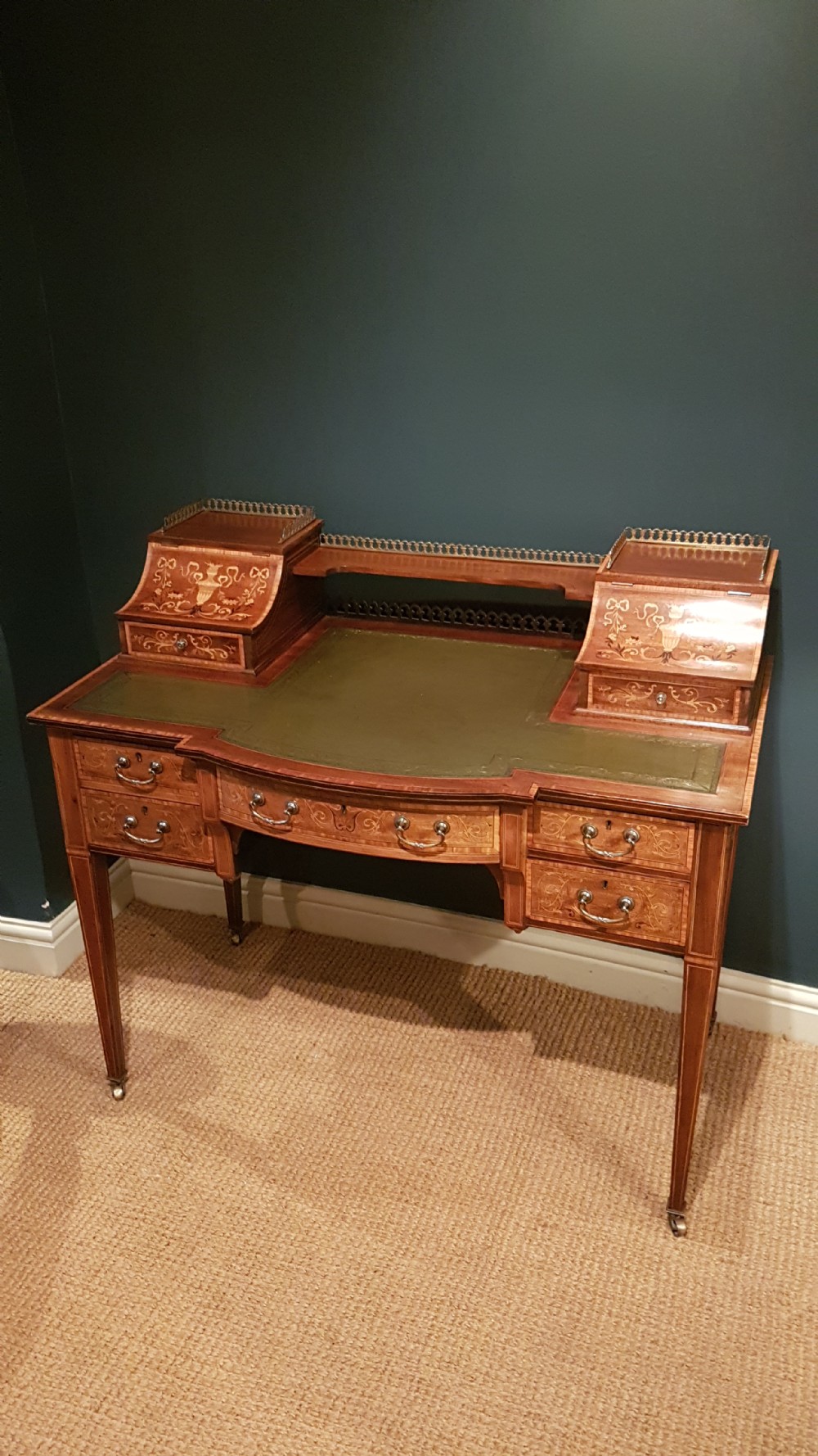 Fine Quality Victorian Rosewood Carlton House Desk View III
