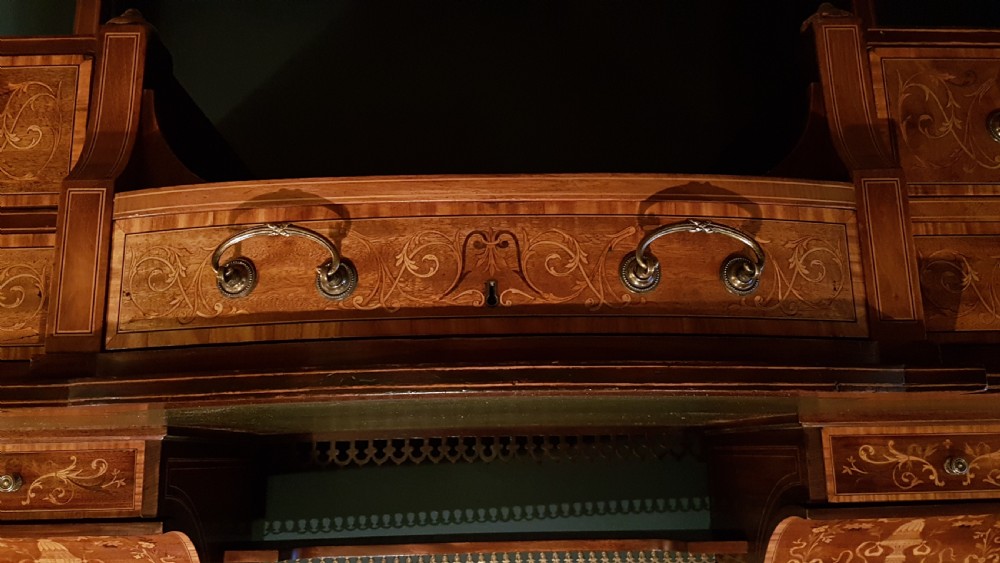 Fine Quality Victorian Rosewood Carlton House Desk View IV