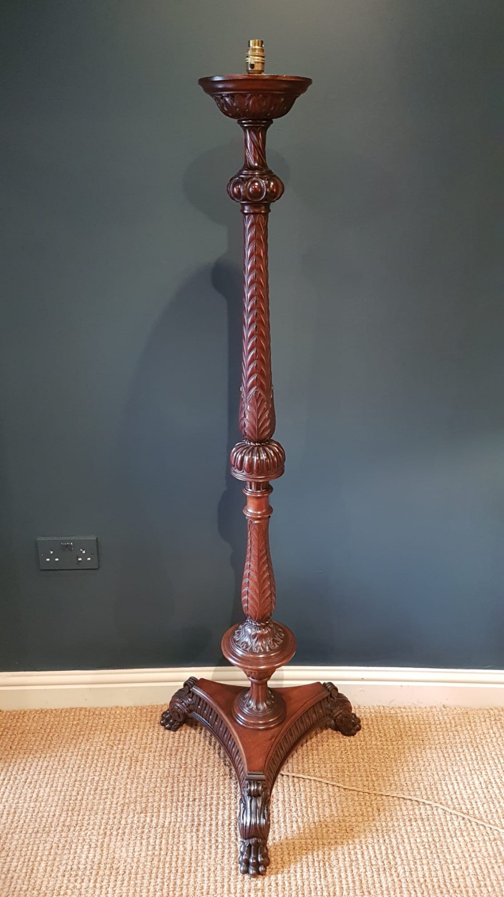 Impressive Late Victorian Standard Lamp