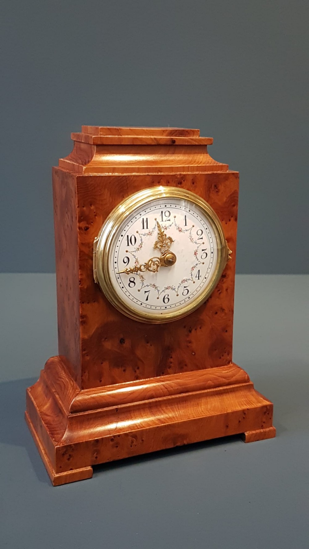 Fine Quality Victorian Burr Yew Mantel Clock