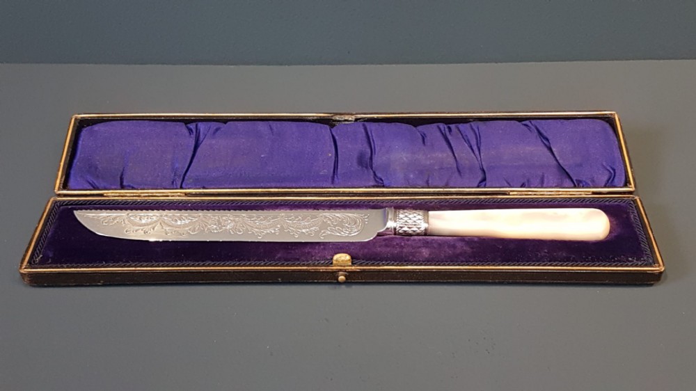 Immaculate Victorian Solid Silver Cake Knife