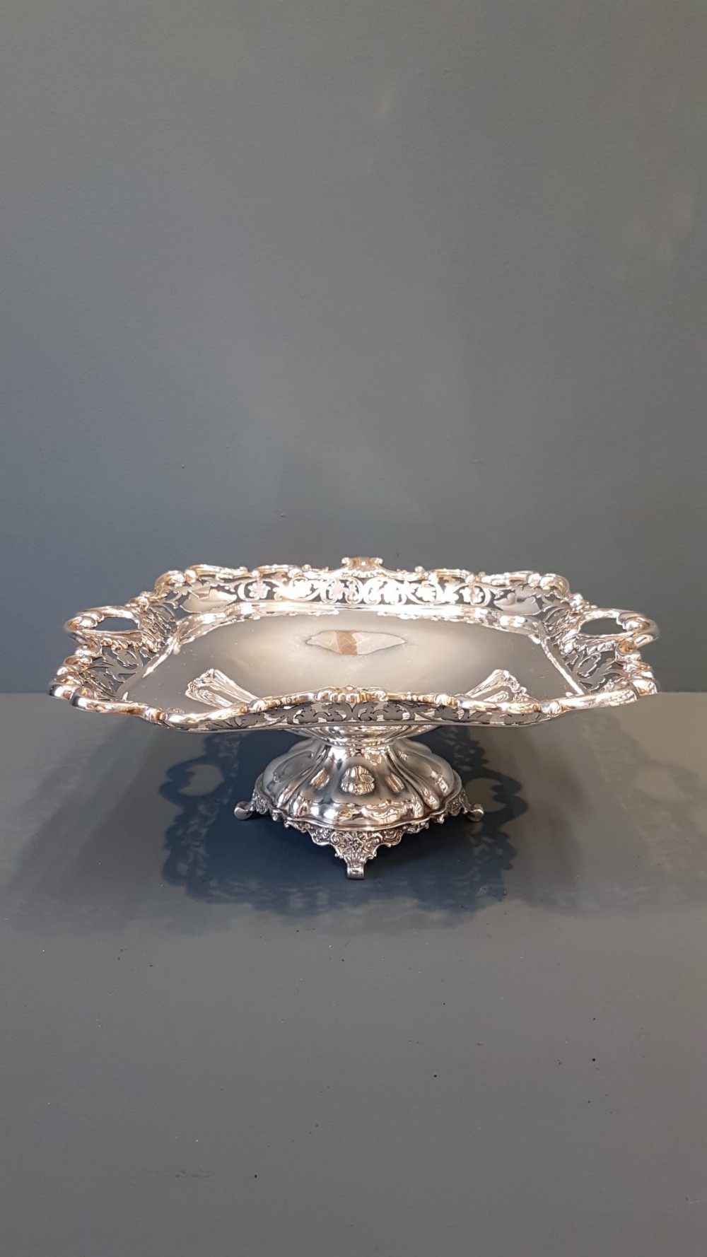 Large Fine Quality Mid Victorian Silver Dish