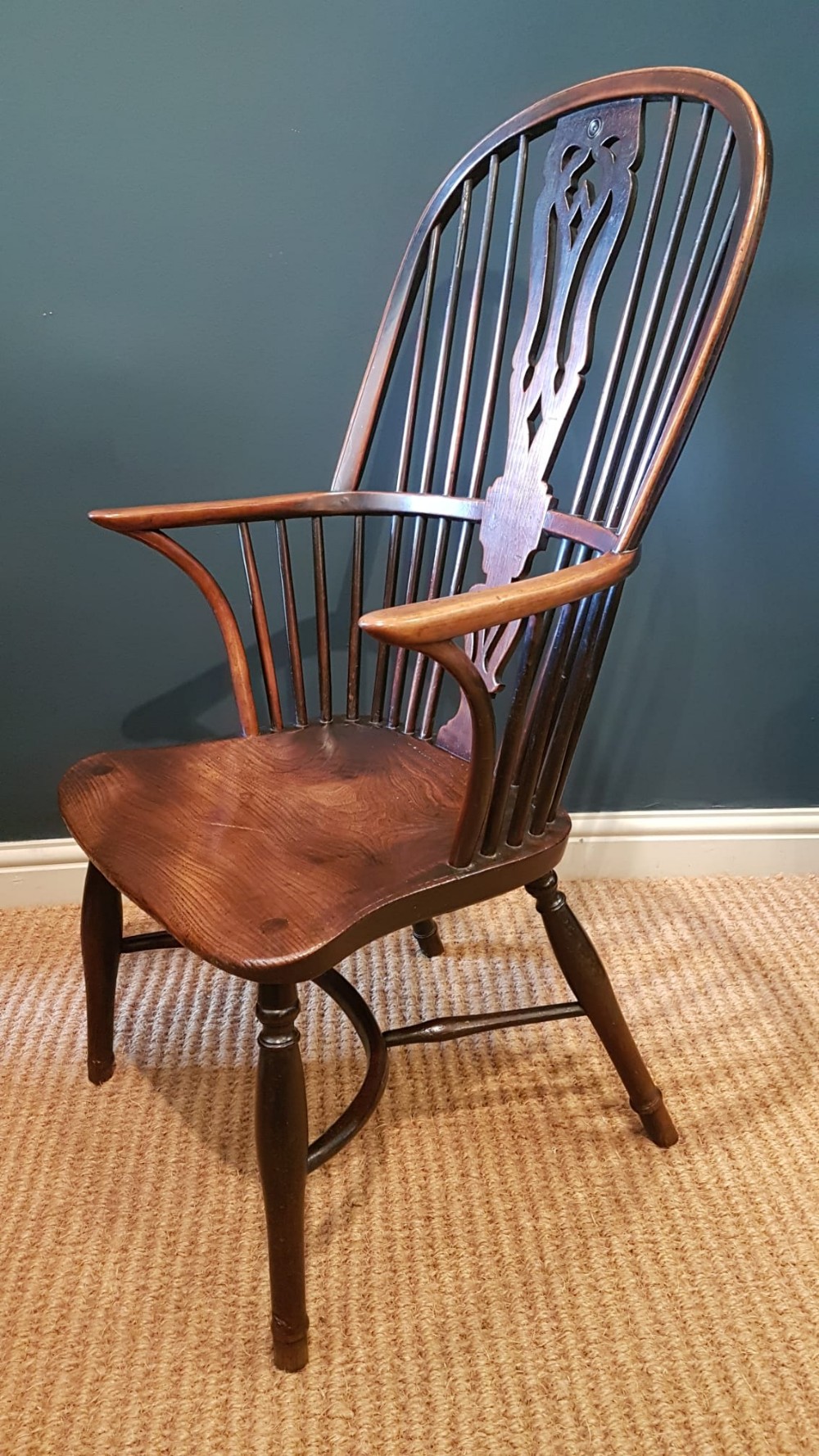 Superior Quality Yew Wood Windsor Chair