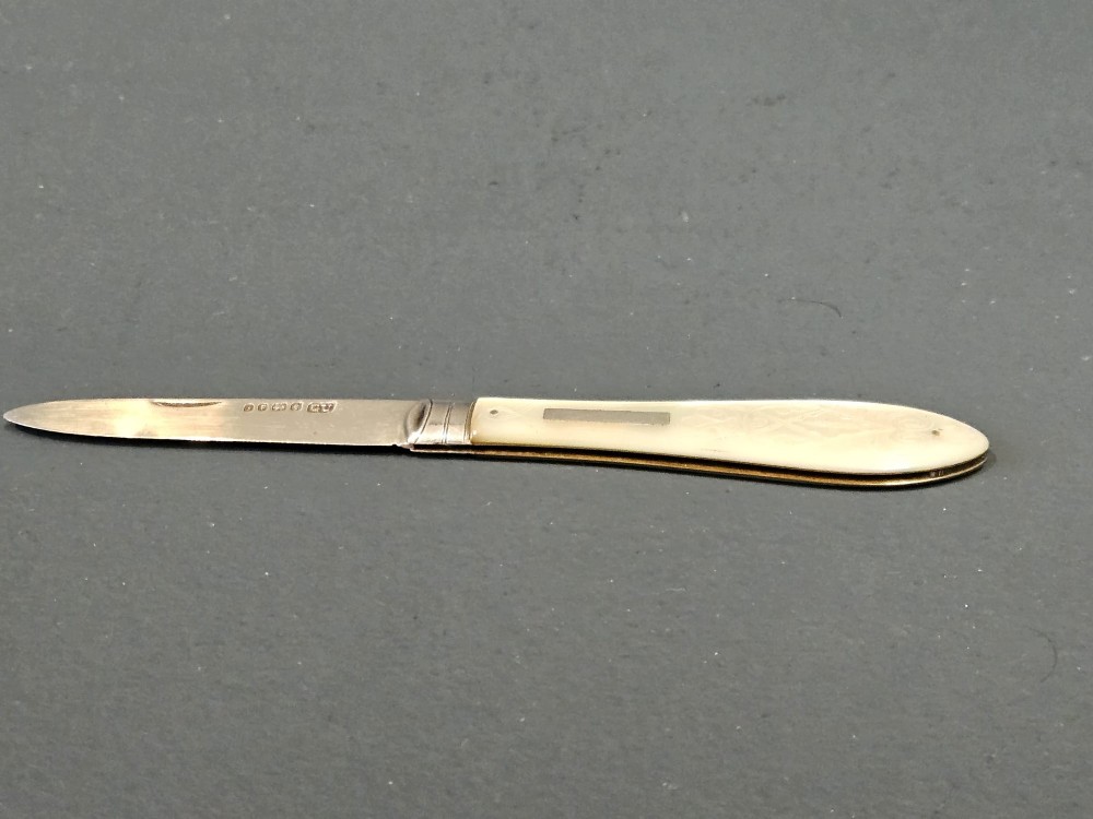 Mid Victorian Silver and Mother of Pearl Pen Knife