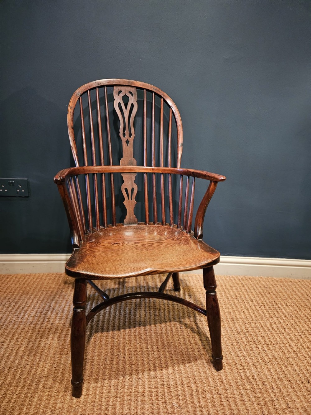 Thames Valley Yew Wood Windsor Chair
