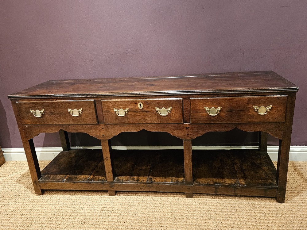 George II Oak Open Pot Board Dresser