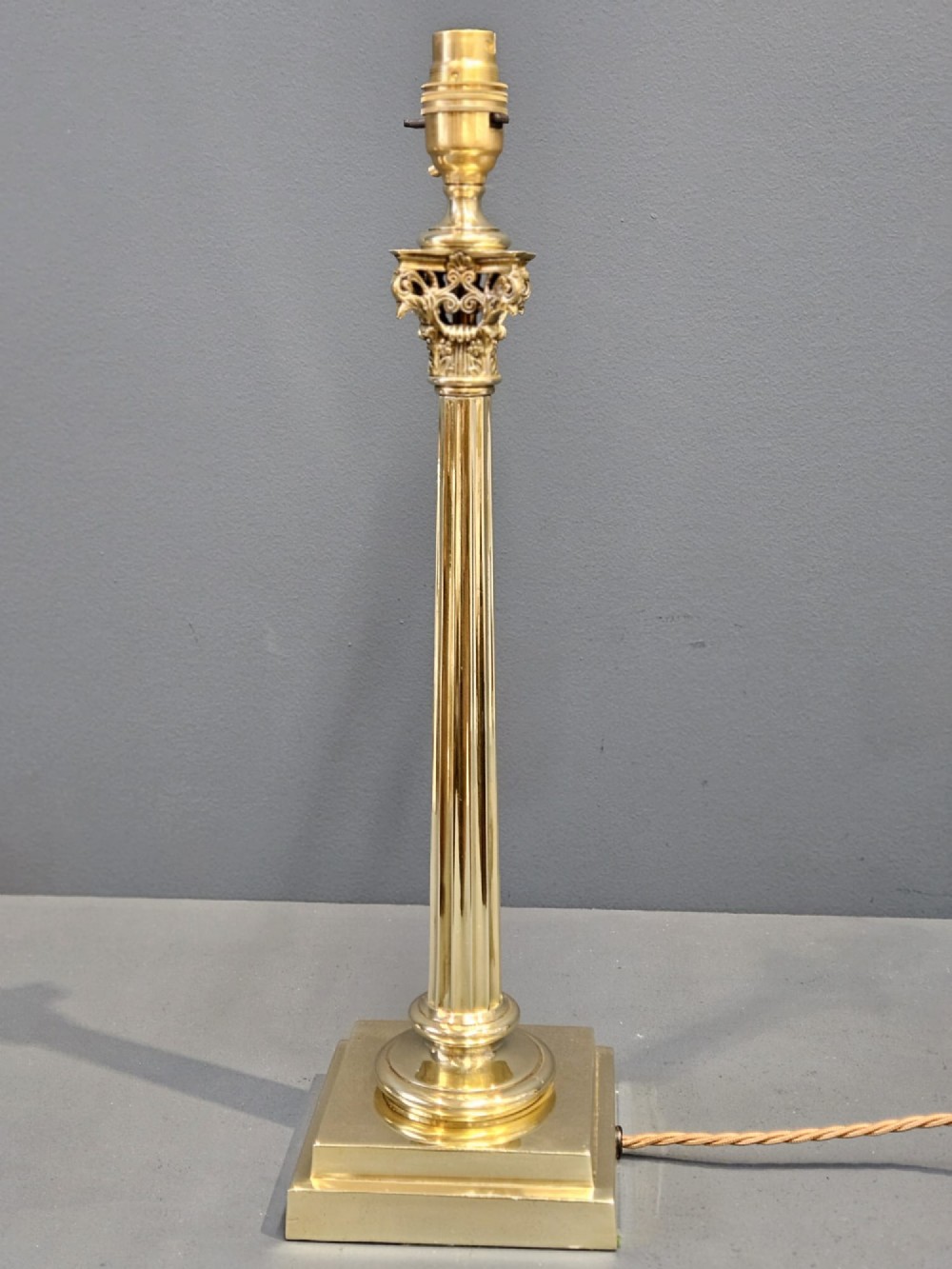 Edwardian Cast Brass Corinthian Column Table Lamp