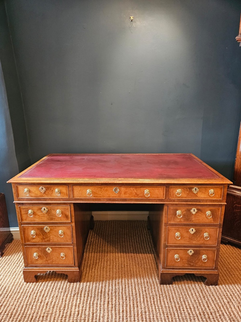 Edwardian Figured Walnut Pedestal Desk