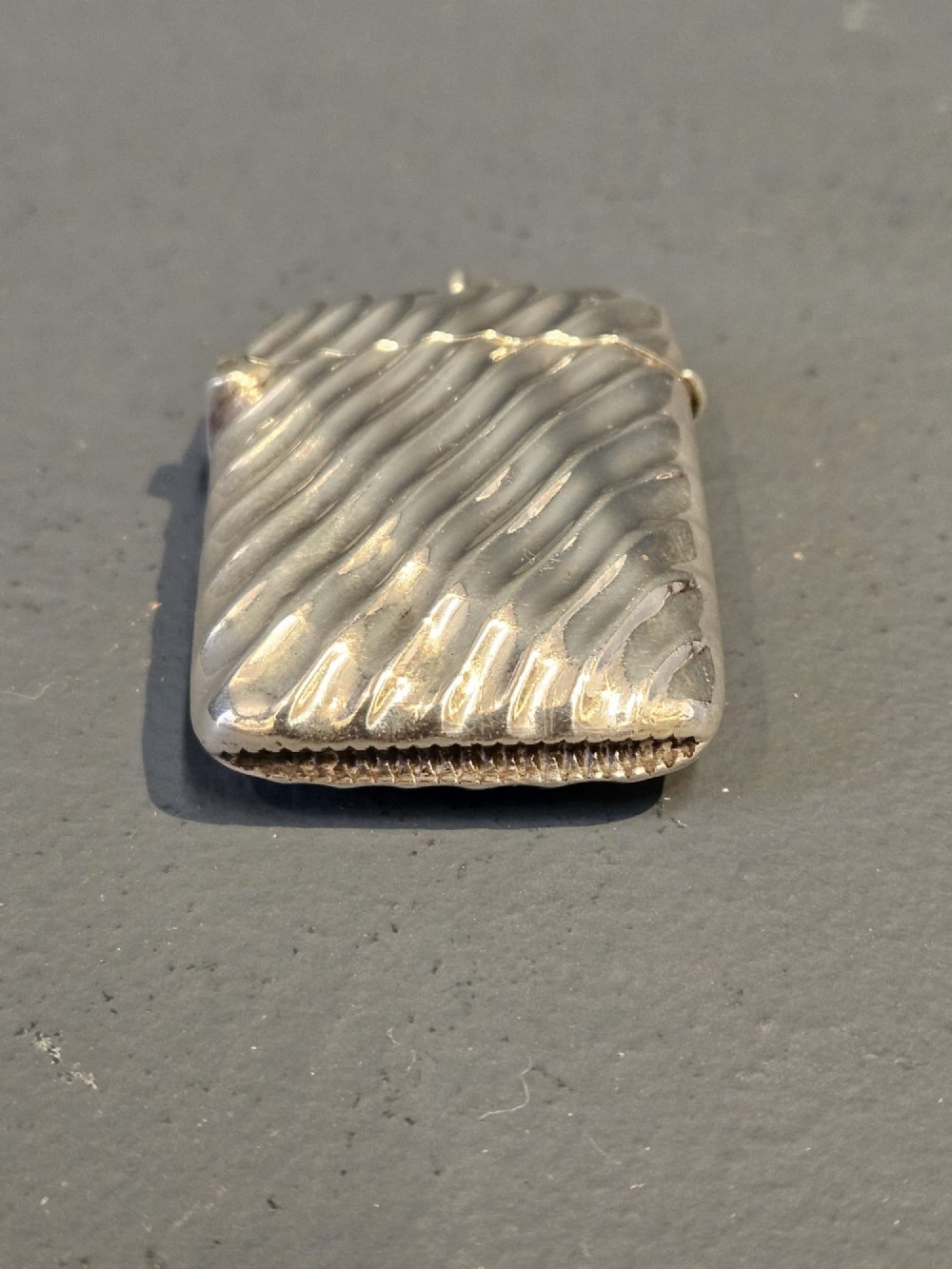 Unusual Victorian Silver Wavy & Ribbed Vesta Case