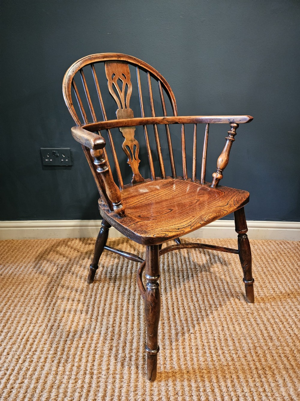 Yew Wood Low Back Windsor Chair