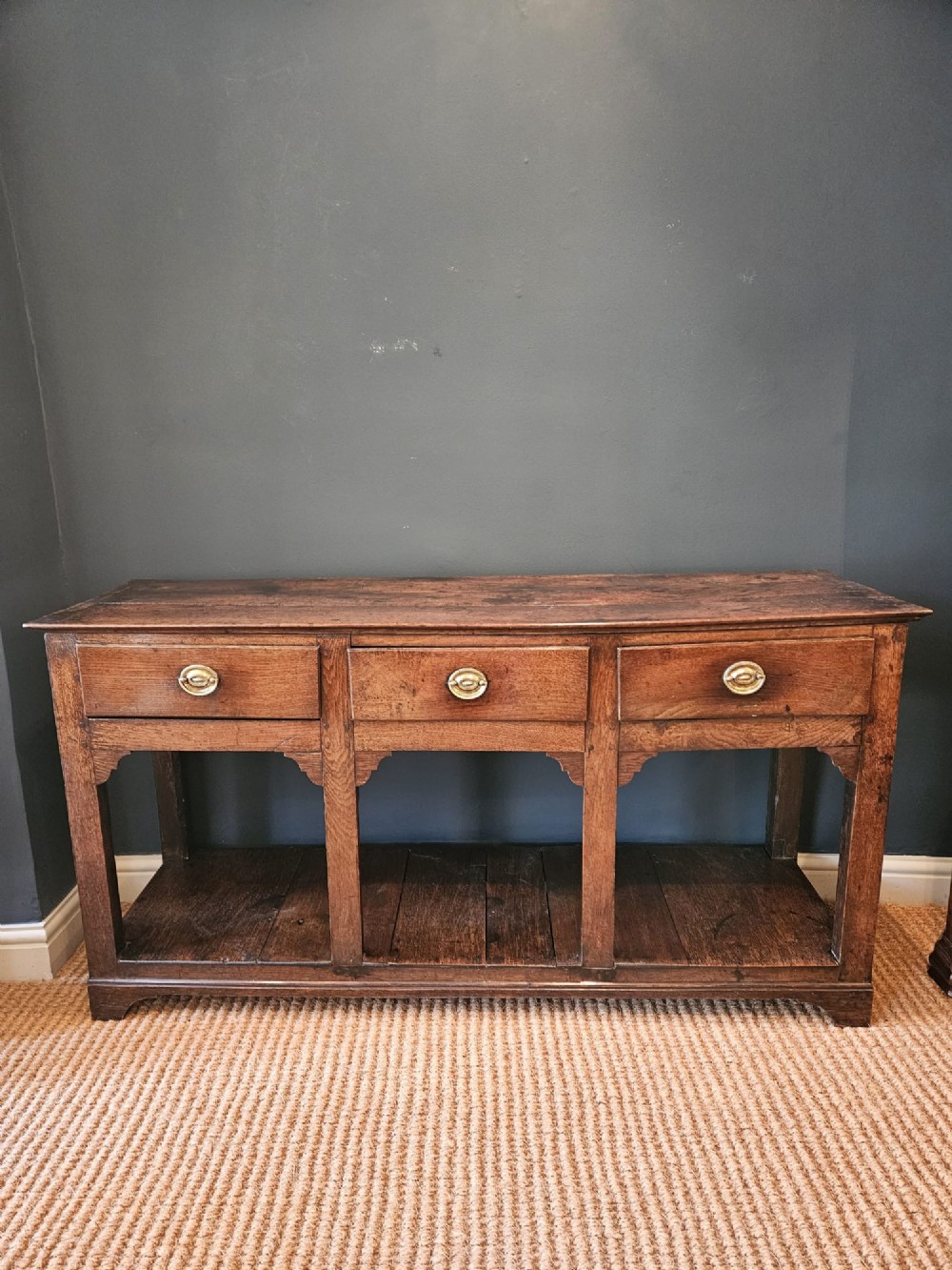 George II Oak Open Pot Board Dresser